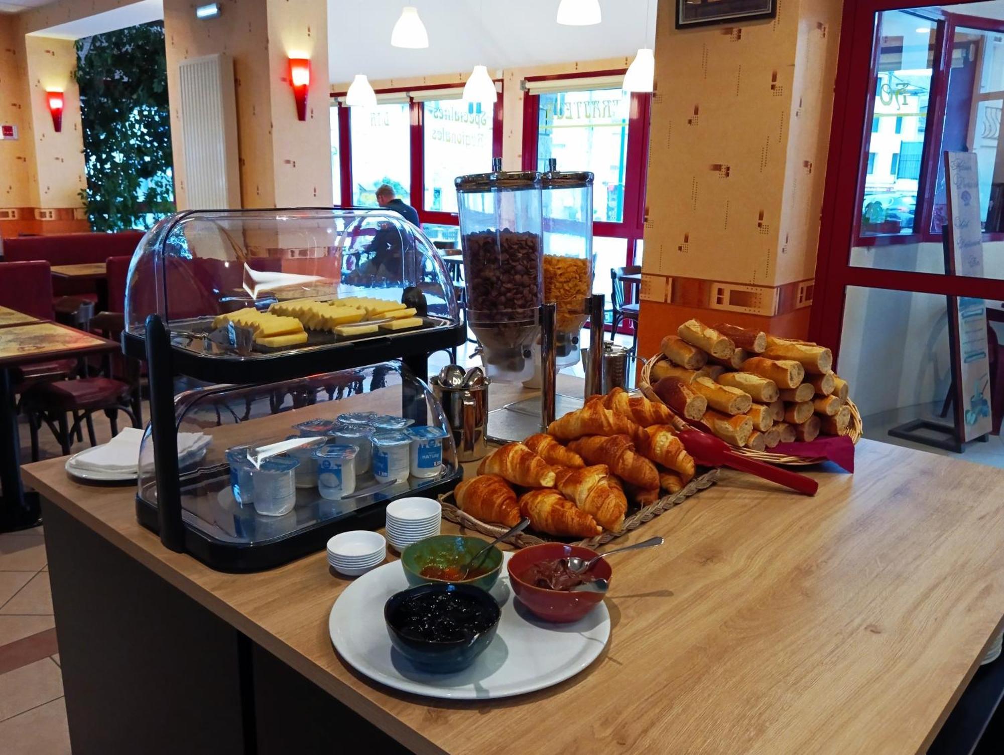 Hotel Restaurant Prunieres Aumont-Aubrac Zewnętrze zdjęcie